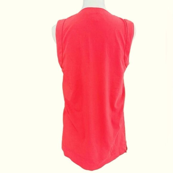 Jones New York Sport  coral  sleeveless split neck top with bead accent size M. - Picture 3 of 6